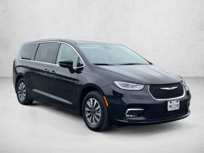 2024 Chrysler Pacifica Hybrid Select FWD