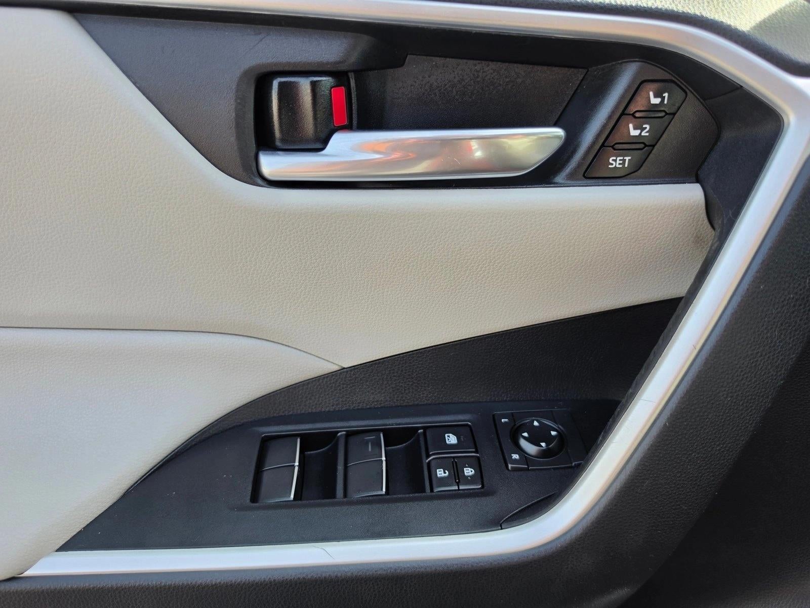 2021 Toyota RAV4 XLE Premium AWD (Natl)