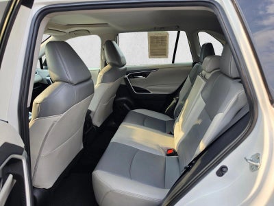 2021 Toyota RAV4 XLE Premium AWD (Natl)