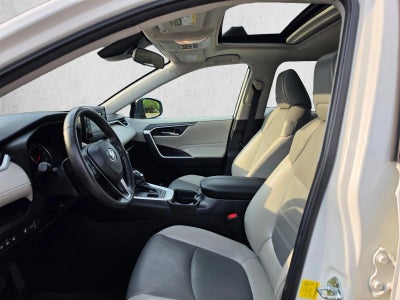 2021 Toyota RAV4 XLE Premium AWD (Natl)