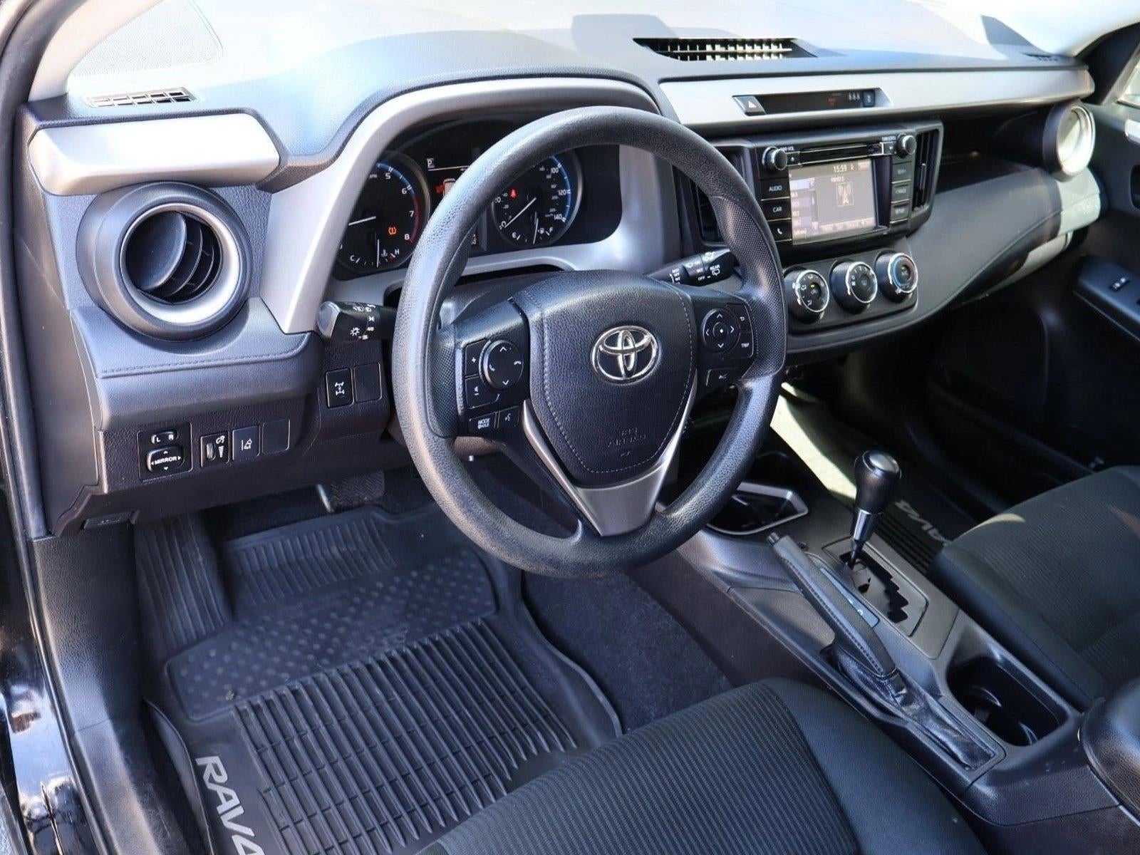2018 Toyota RAV4 LE AWD (Natl)