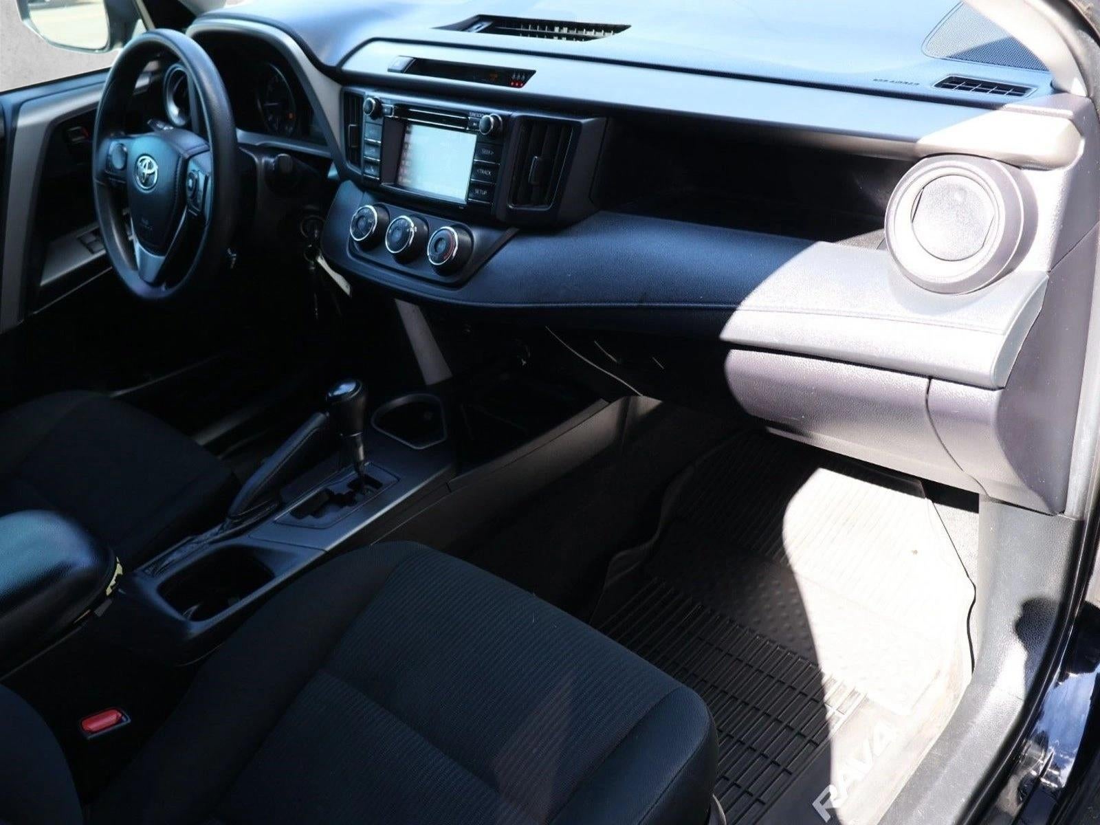 2018 Toyota RAV4 LE AWD (Natl)