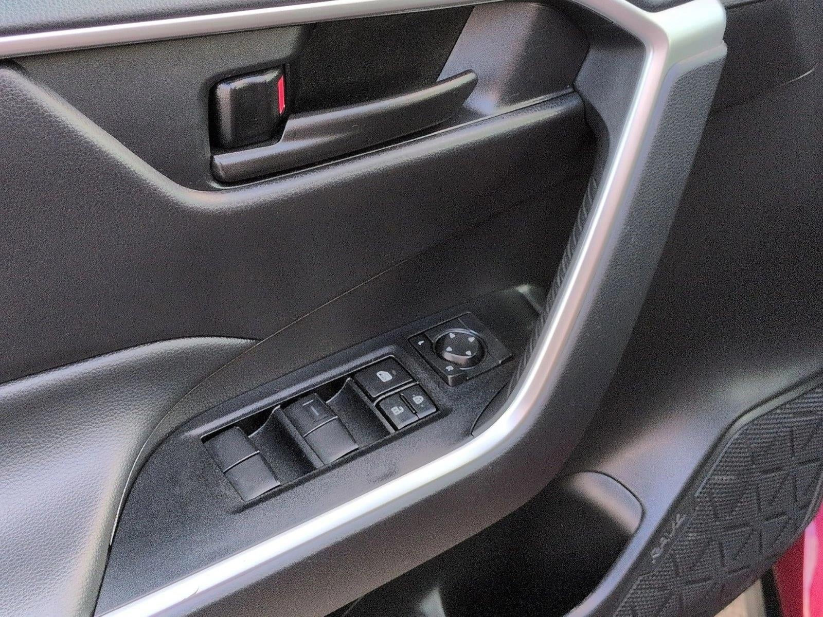 2025 Toyota RAV4 LE AWD (Natl)