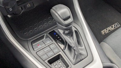 2025 Toyota RAV4 LE AWD (Natl)