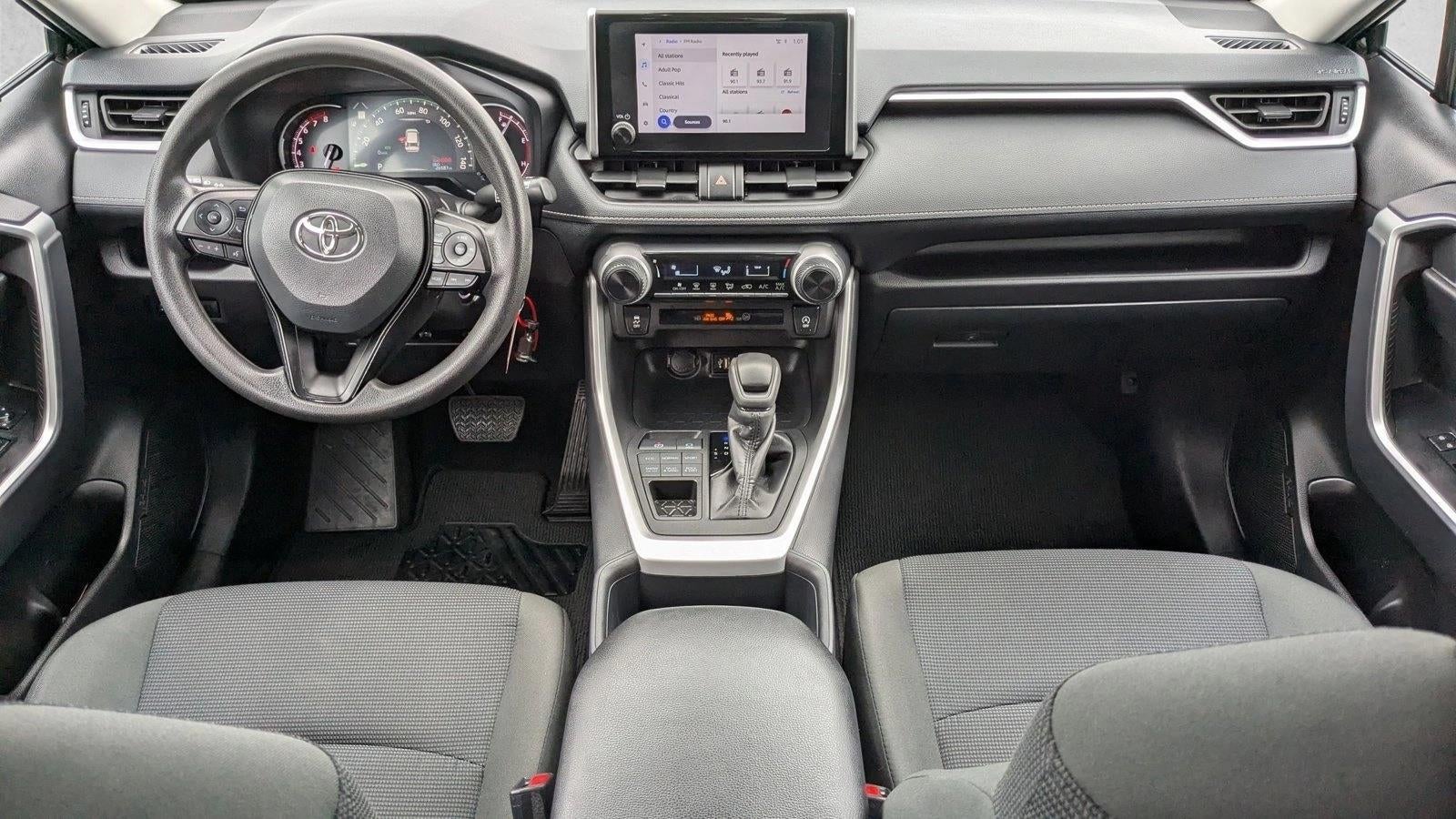 2025 Toyota RAV4 LE AWD (Natl)