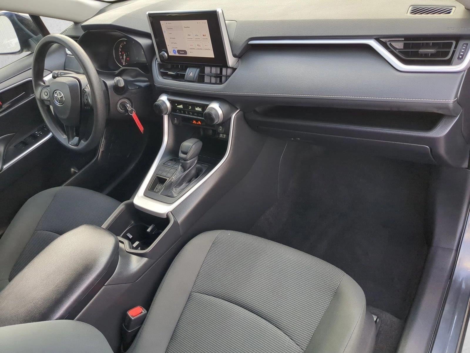 2025 Toyota RAV4 LE AWD (Natl)