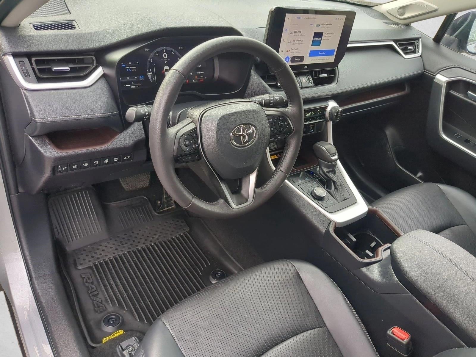 2025 Toyota RAV4 Limited AWD (Natl)