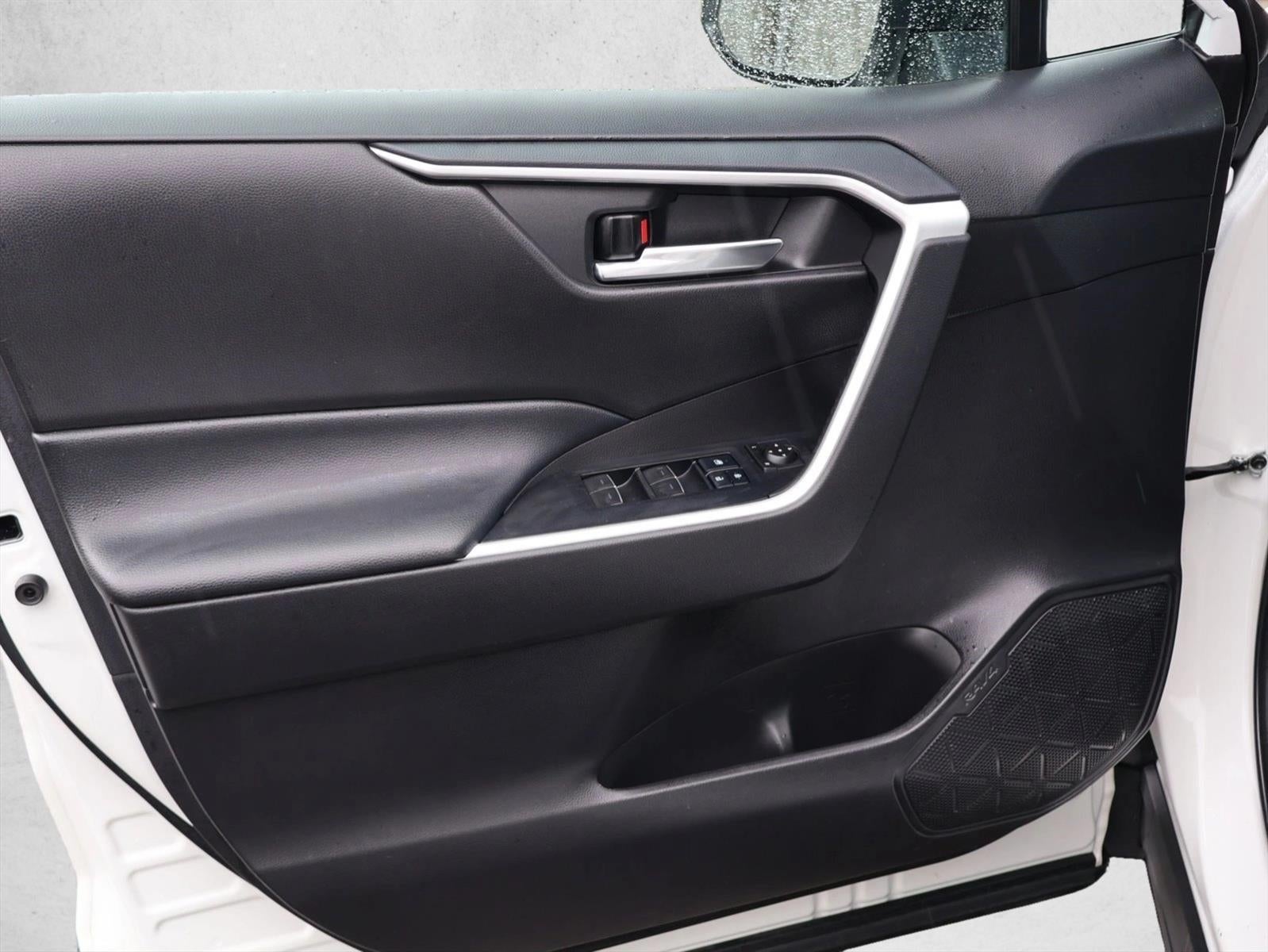 2022 Toyota RAV4 XLE AWD (Natl)
