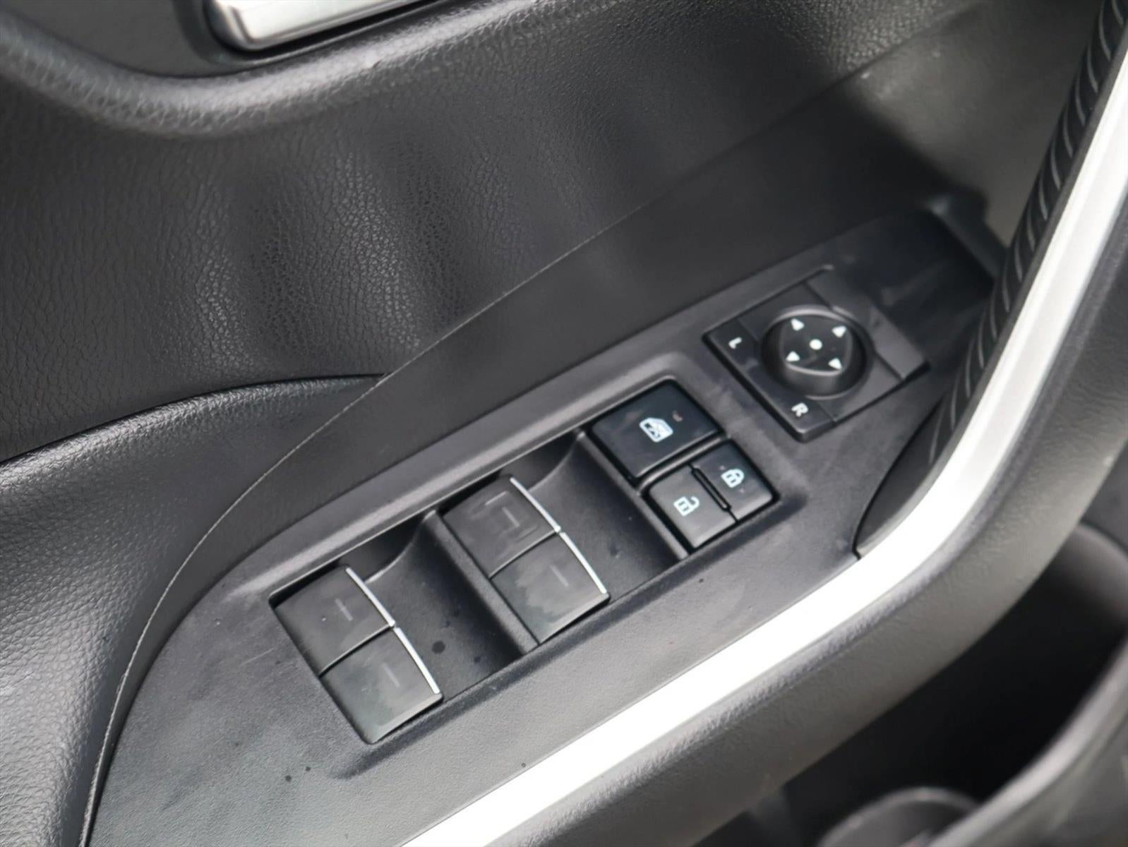 2022 Toyota RAV4 XLE AWD (Natl)