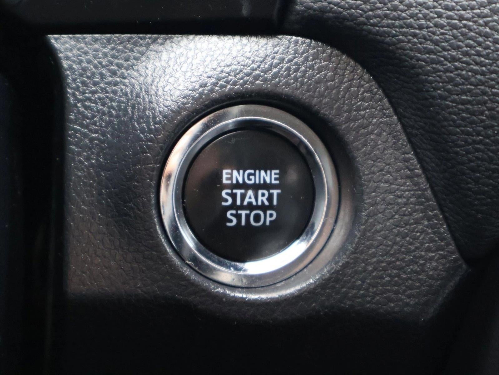 2022 Toyota RAV4 XLE AWD (Natl)
