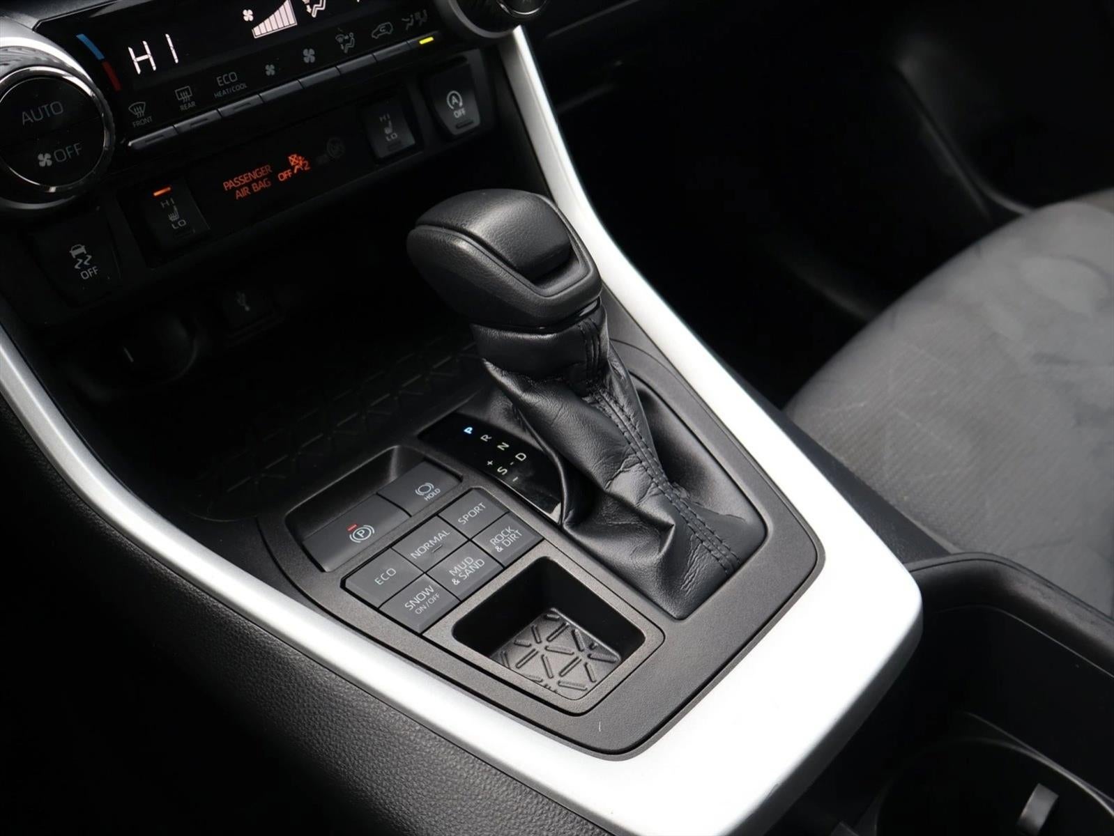 2022 Toyota RAV4 XLE AWD (Natl)