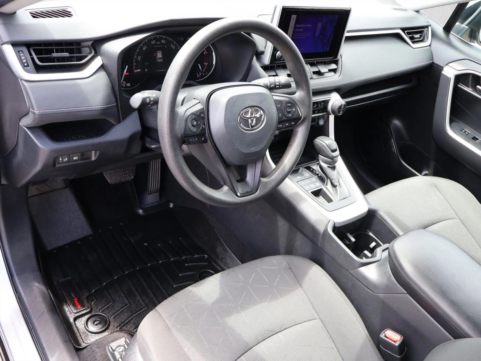 2024 Toyota RAV4 XLE AWD (Natl)