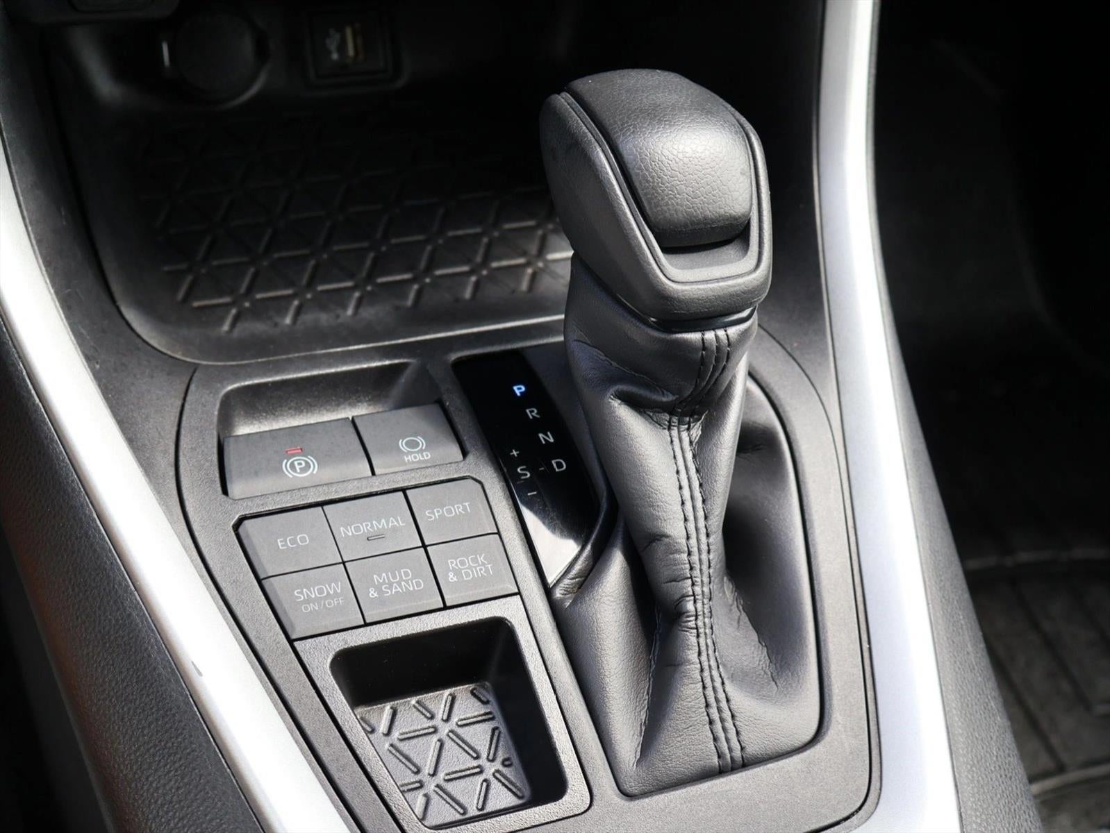 2024 Toyota RAV4 XLE AWD (Natl)