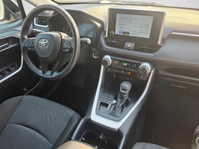 2025 Toyota RAV4 XLE AWD (Natl)
