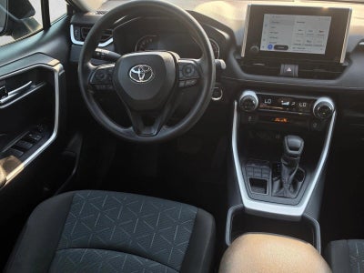 2025 Toyota RAV4 XLE AWD (Natl)