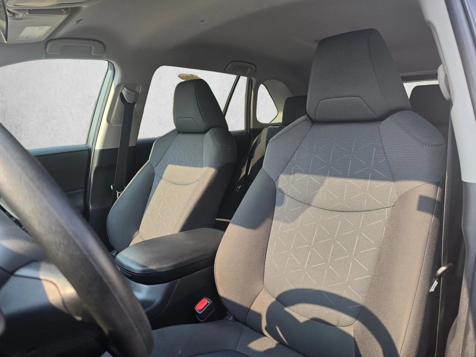 2025 Toyota RAV4 XLE AWD (Natl)