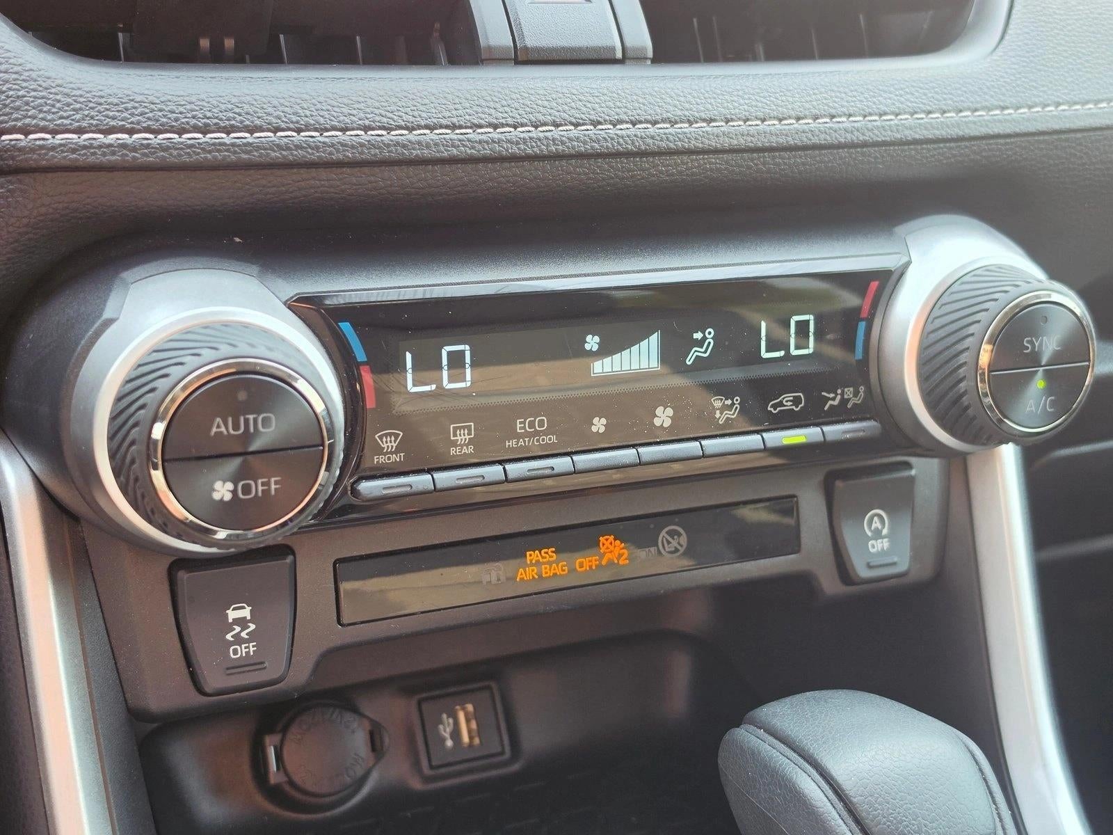 2025 Toyota RAV4 XLE AWD (Natl)
