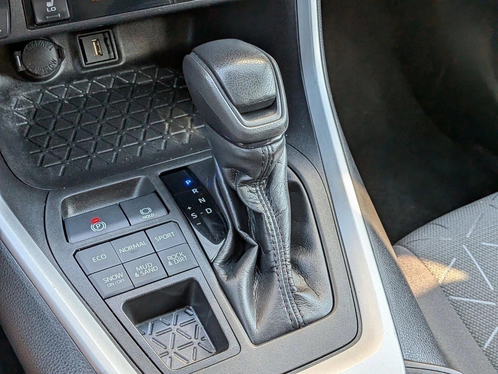 2021 Toyota RAV4 XLE AWD (Natl)