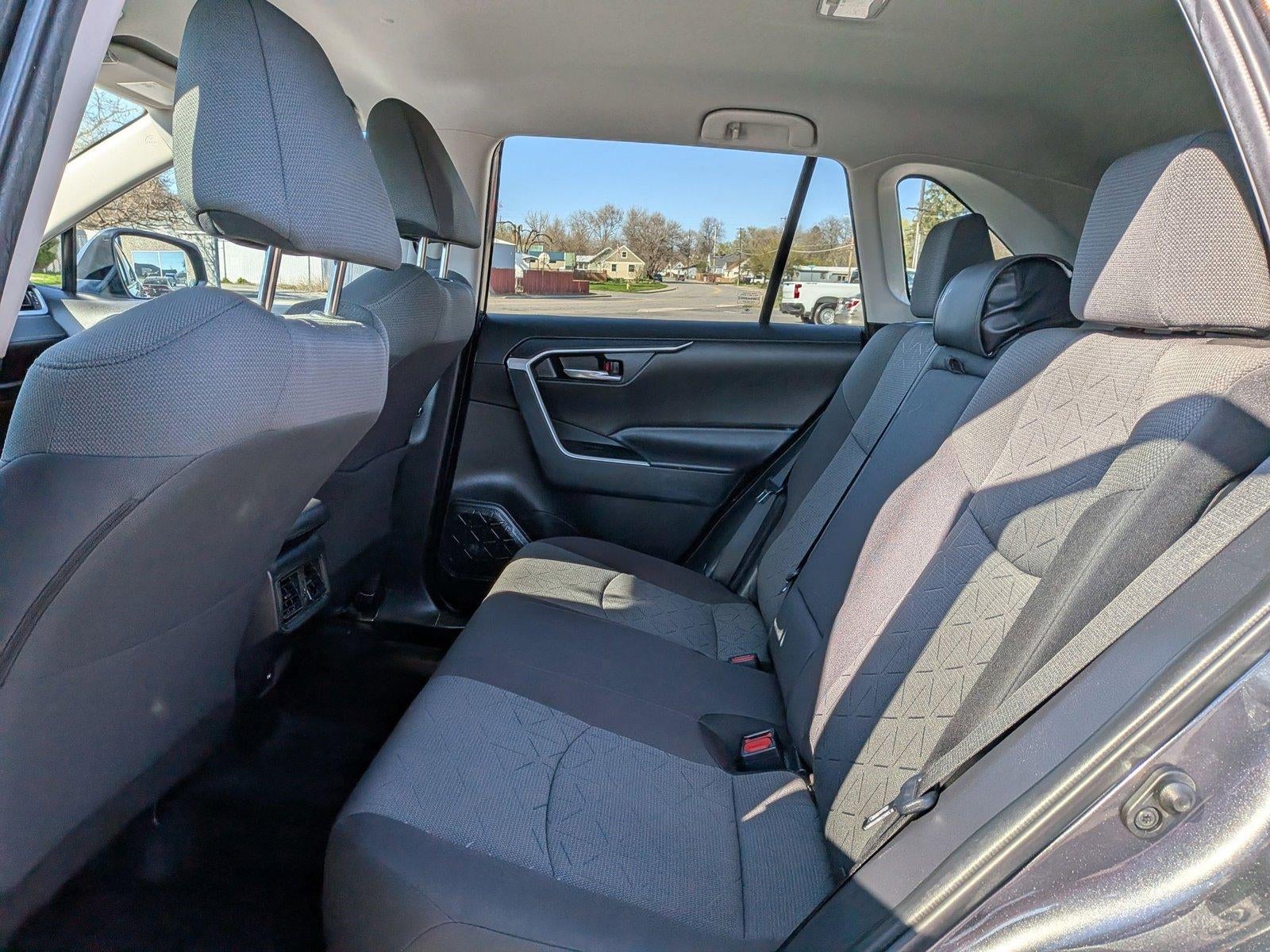 2021 Toyota RAV4 XLE AWD (Natl)