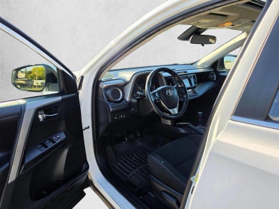 2018 Toyota RAV4 XLE AWD (Natl)