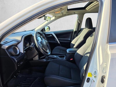 2018 Toyota RAV4 XLE AWD (Natl)