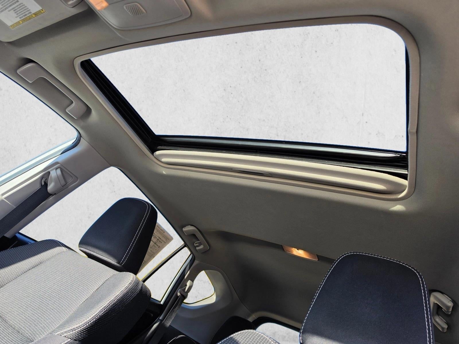 2018 Toyota RAV4 XLE AWD (Natl)
