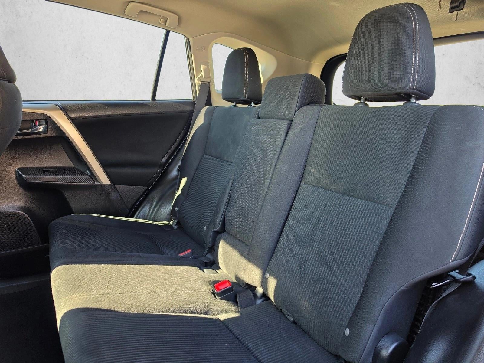 2015 Toyota RAV4 AWD 4dr XLE (Natl)