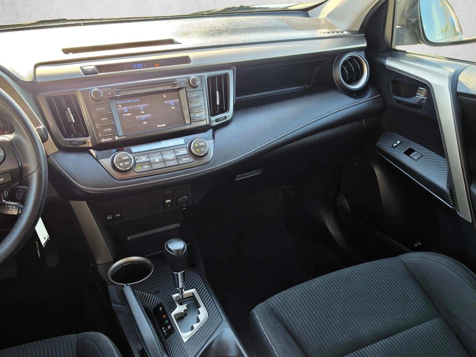 2015 Toyota RAV4 AWD 4dr XLE (Natl)
