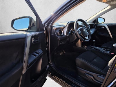 2015 Toyota RAV4 AWD 4dr XLE (Natl)