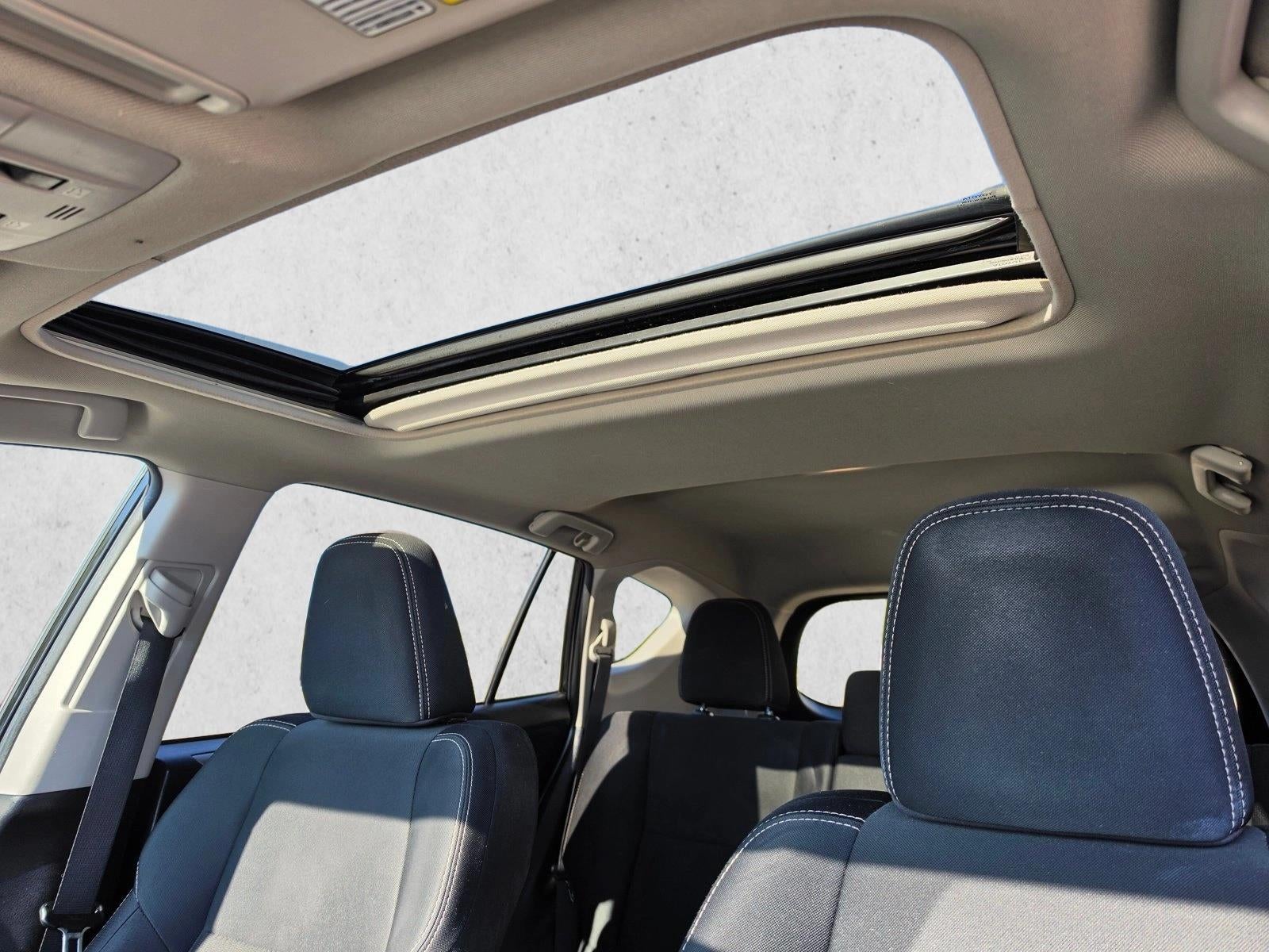 2015 Toyota RAV4 AWD 4dr XLE (Natl)