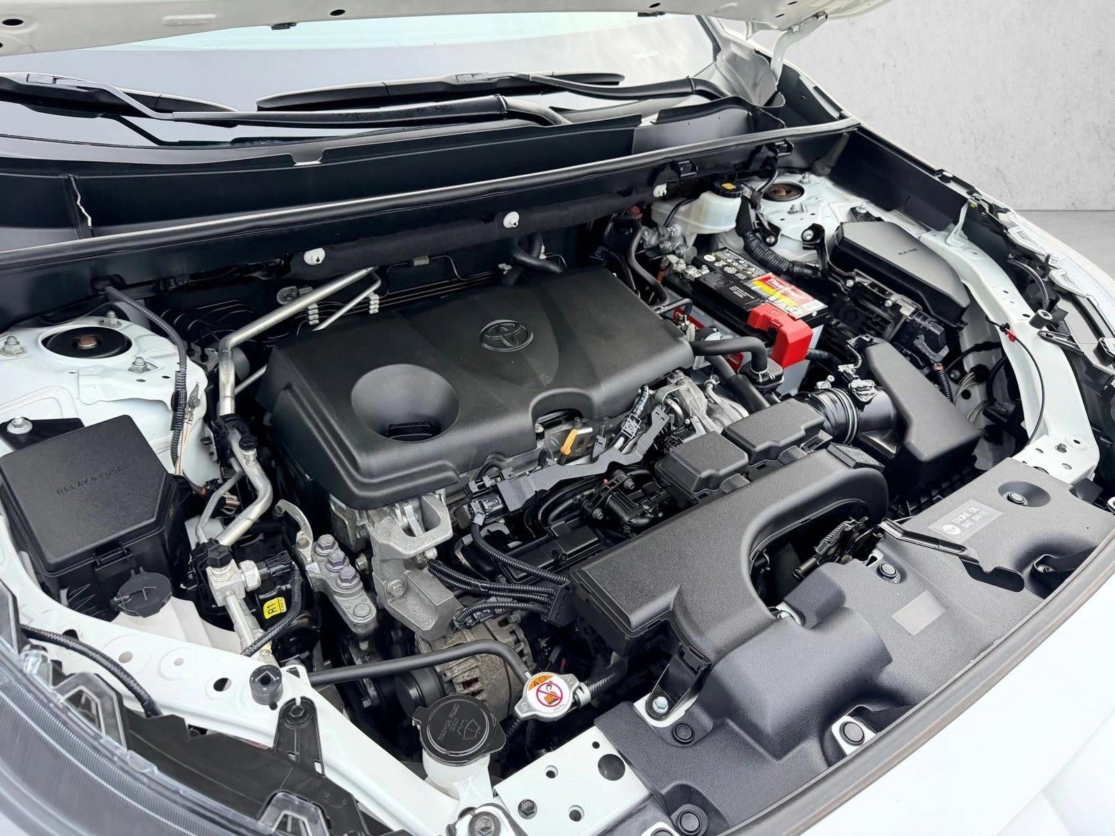 2019 Toyota RAV4 XLE FWD (GS)