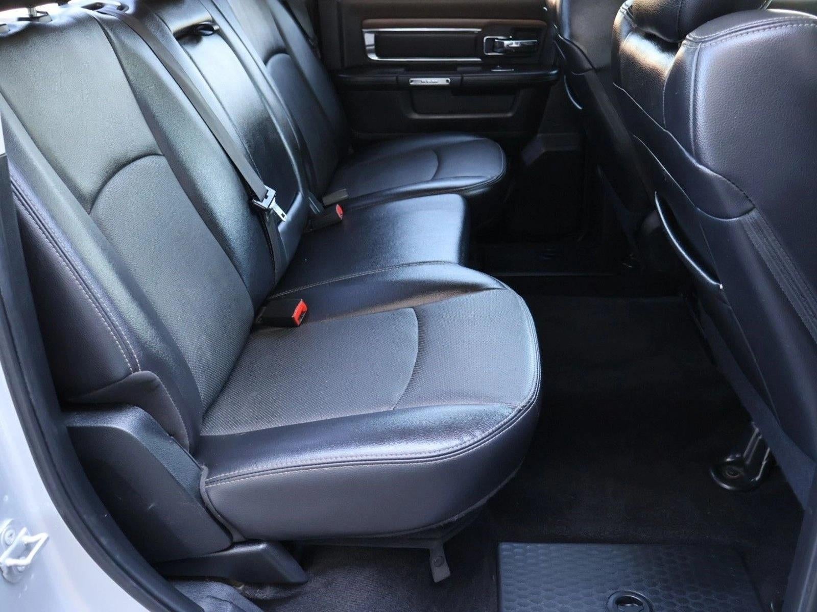 2017 RAM 2500 Laramie 4x4 Crew Cab 6'4" Box