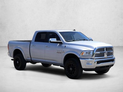 2017 RAM 2500 Laramie 4x4 Crew Cab 6'4" Box