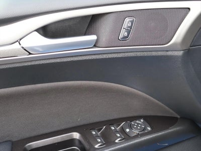 2017 Ford Fusion SE FWD