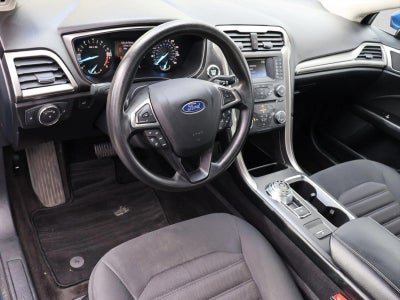 2017 Ford Fusion SE FWD