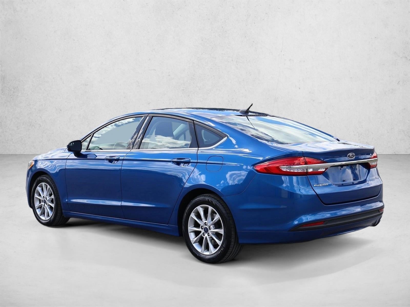 2017 Ford Fusion SE FWD