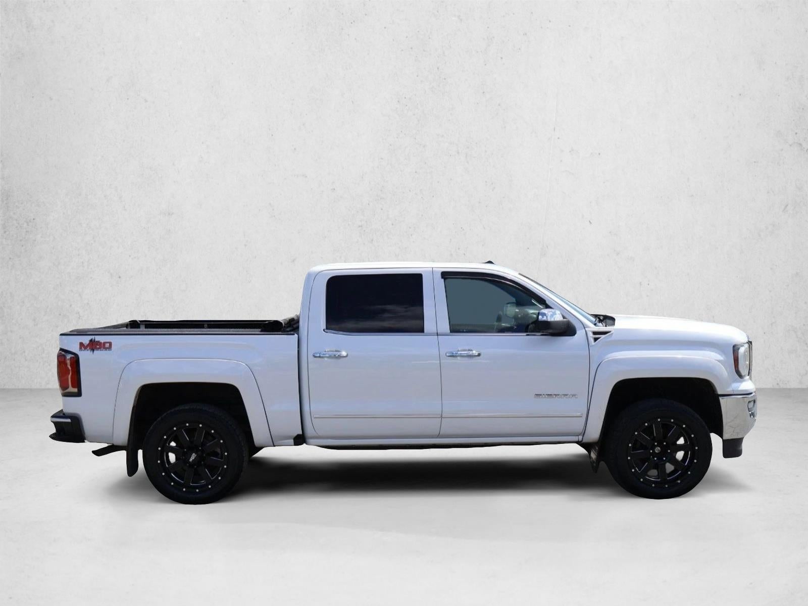 2016 GMC Sierra 1500 Crew Cab Short Box 4-Wheel Drive SLT