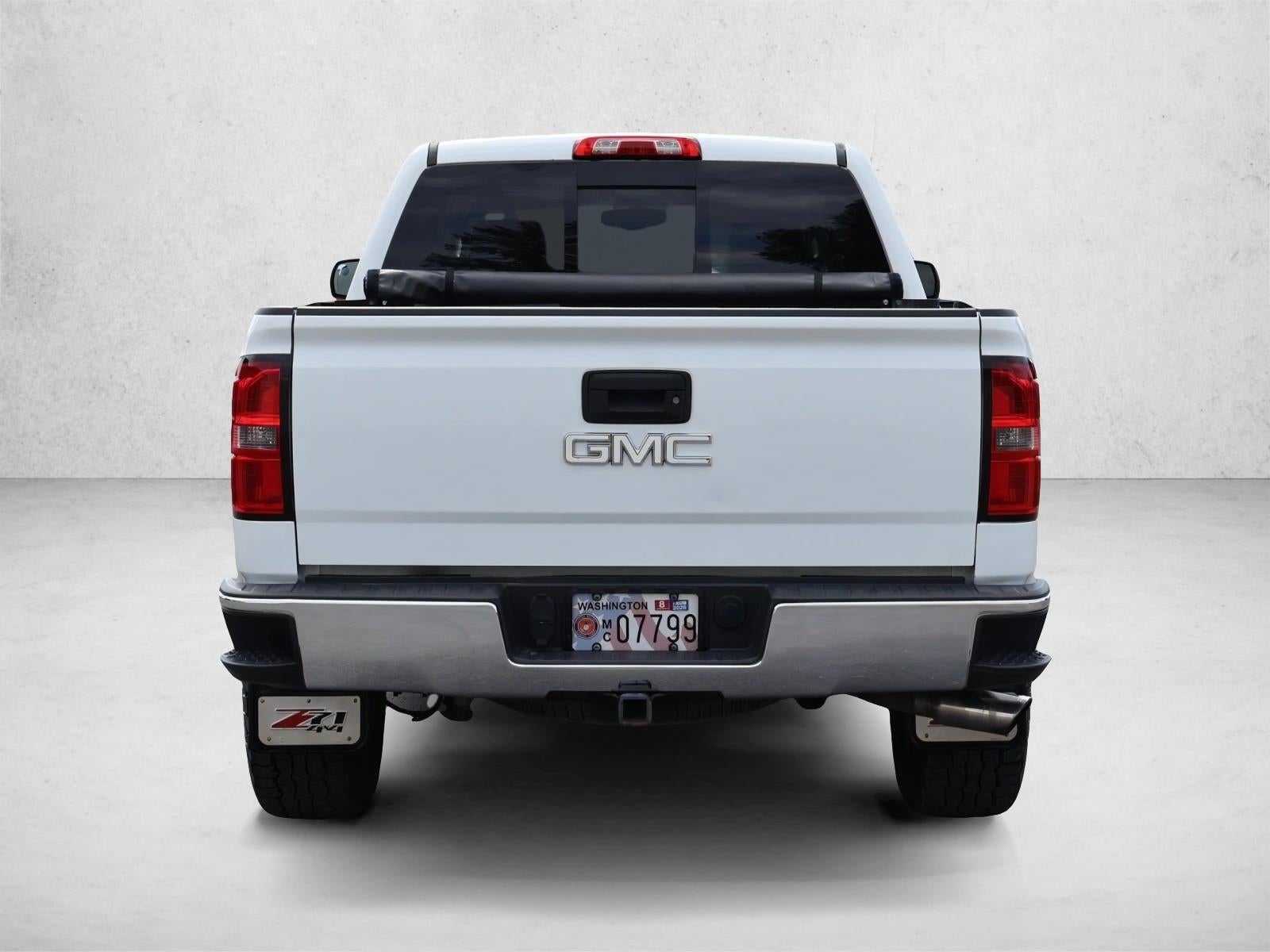 2014 GMC Sierra 1500 Crew Cab Short Box 4-Wheel Drive SLT