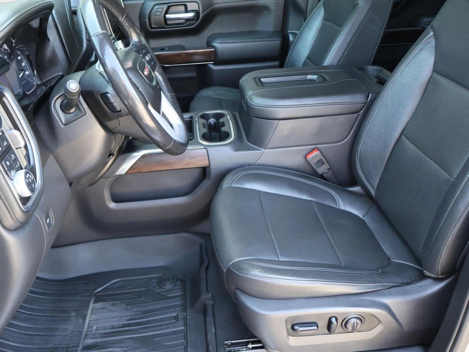 2019 GMC Sierra 1500 Crew Cab Short Box 4-Wheel Drive SLT