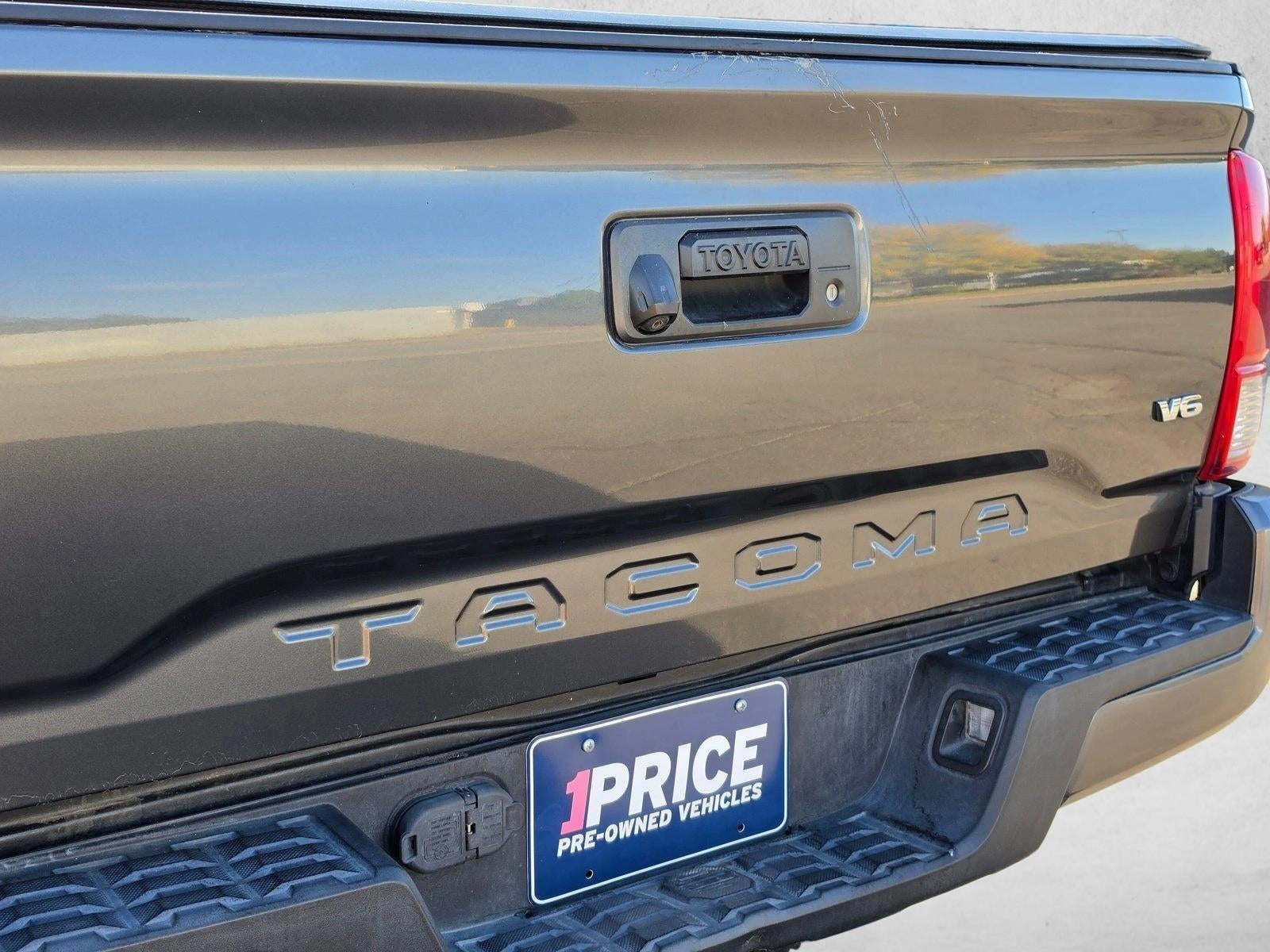 2017 Toyota Tacoma TRD Sport Double Cab 5' Bed V6 4x2 AT (Natl)