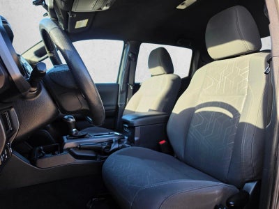 2017 Toyota Tacoma TRD Sport Double Cab 5' Bed V6 4x2 AT (Natl)