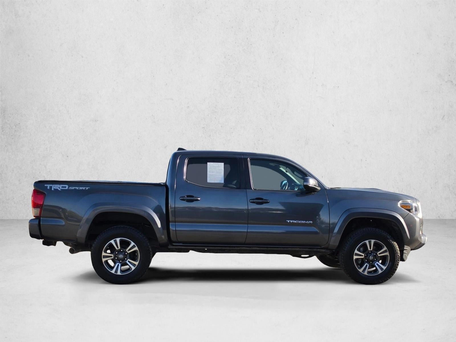 2017 Toyota Tacoma TRD Sport Double Cab 5' Bed V6 4x2 AT (Natl)