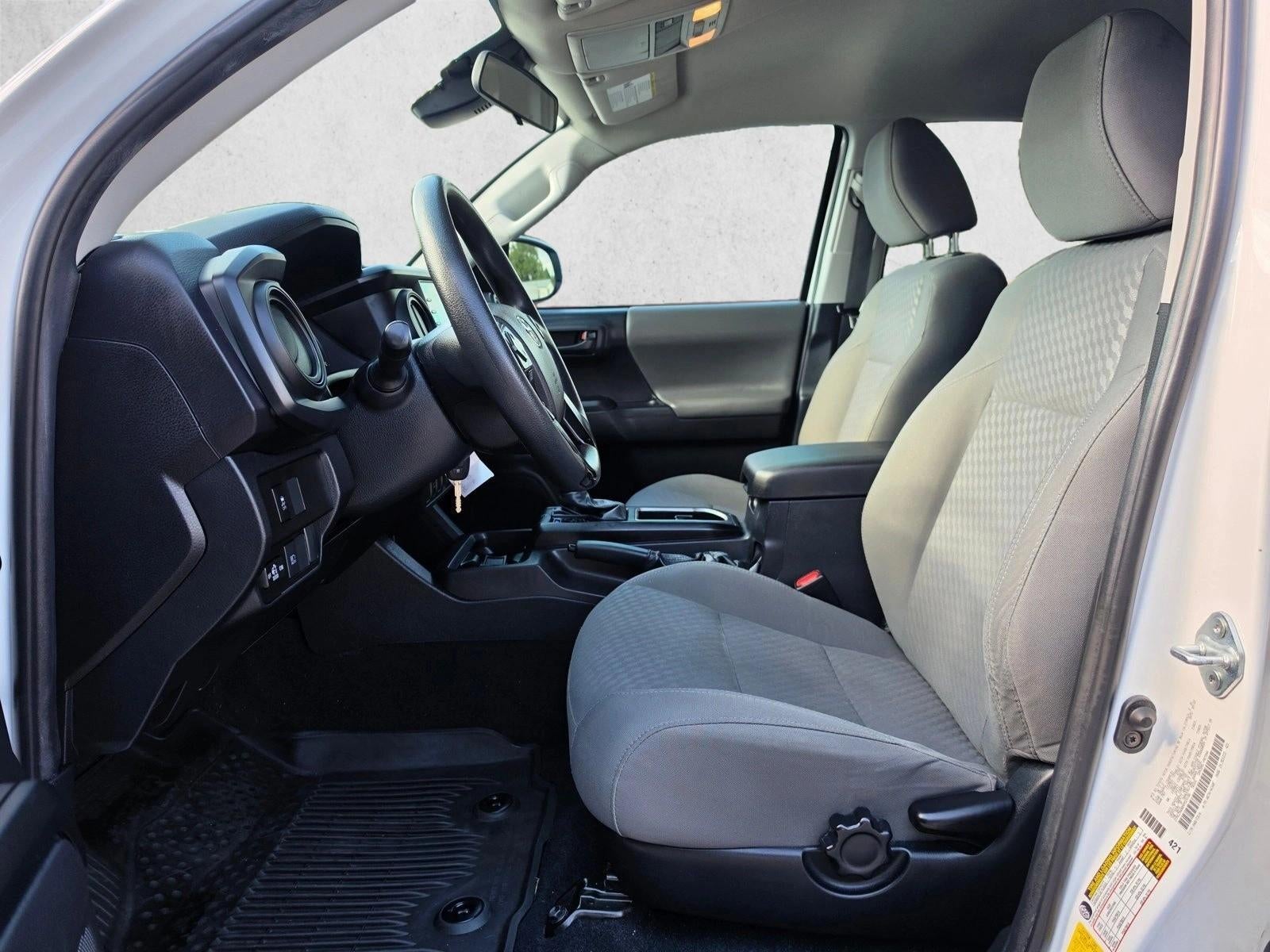 2022 Toyota Tacoma 4WD 4WD SR Double Cab 5' Bed V6 AT (Natl)
