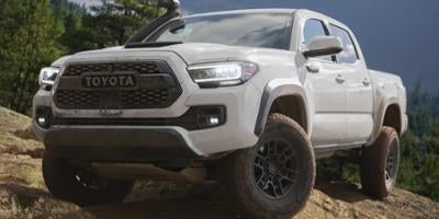 2022 Toyota Tacoma 4WD 4WD SR Double Cab 5' Bed V6 AT (Natl)
