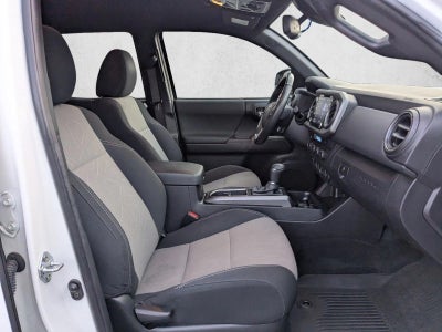 2022 Toyota Tacoma 4WD 4WD TRD Off Road Double Cab 5' Bed V6 AT (Natl)