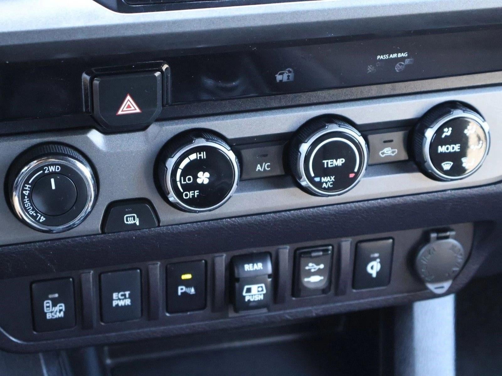 2018 Toyota Tacoma TRD Off Road Double Cab 6' Bed V6 4x4 AT (Natl)
