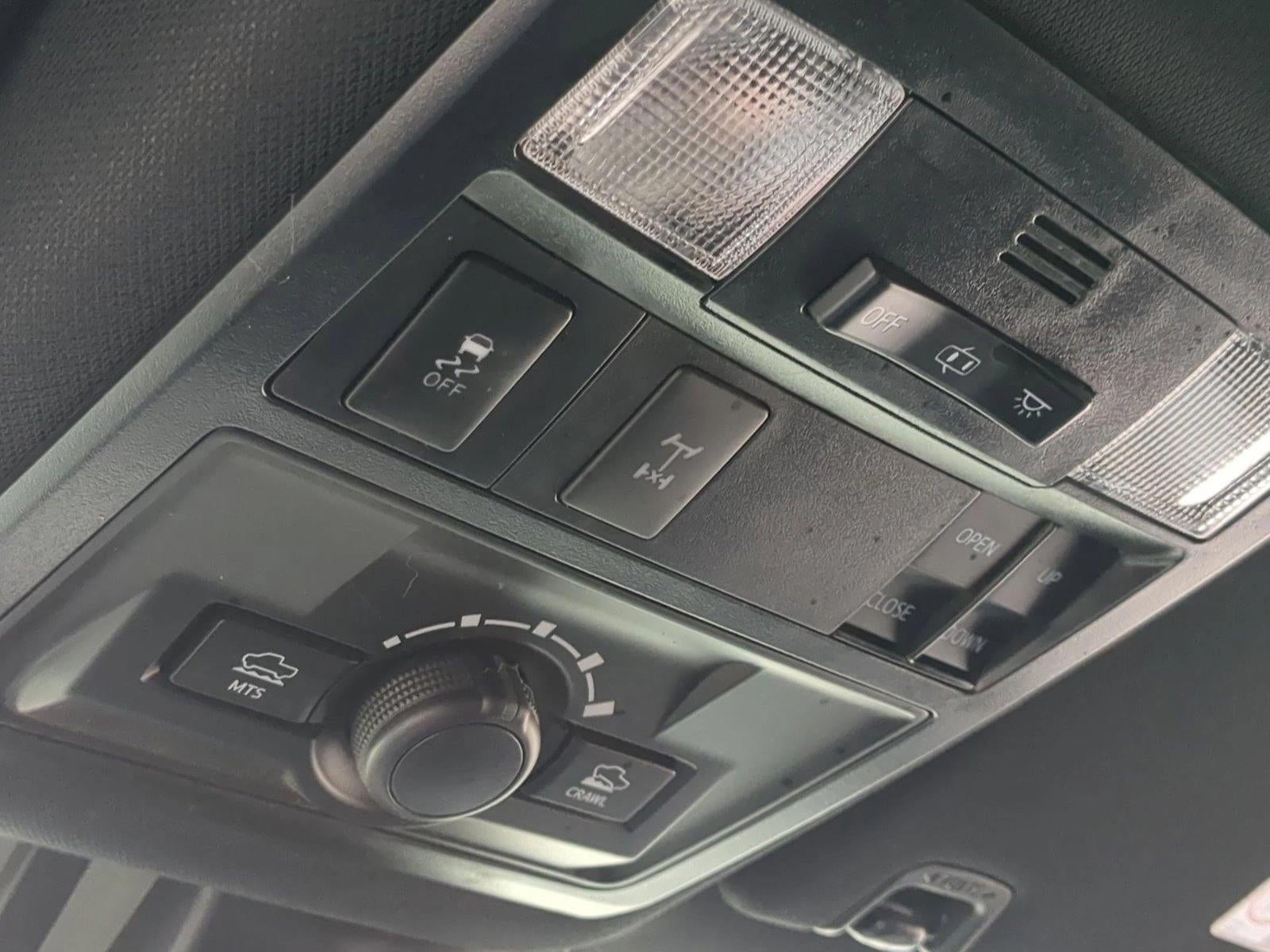 2019 Toyota Tacoma 4WD 4WD TRD Off Road Double Cab 6' Bed V6 AT (Natl)