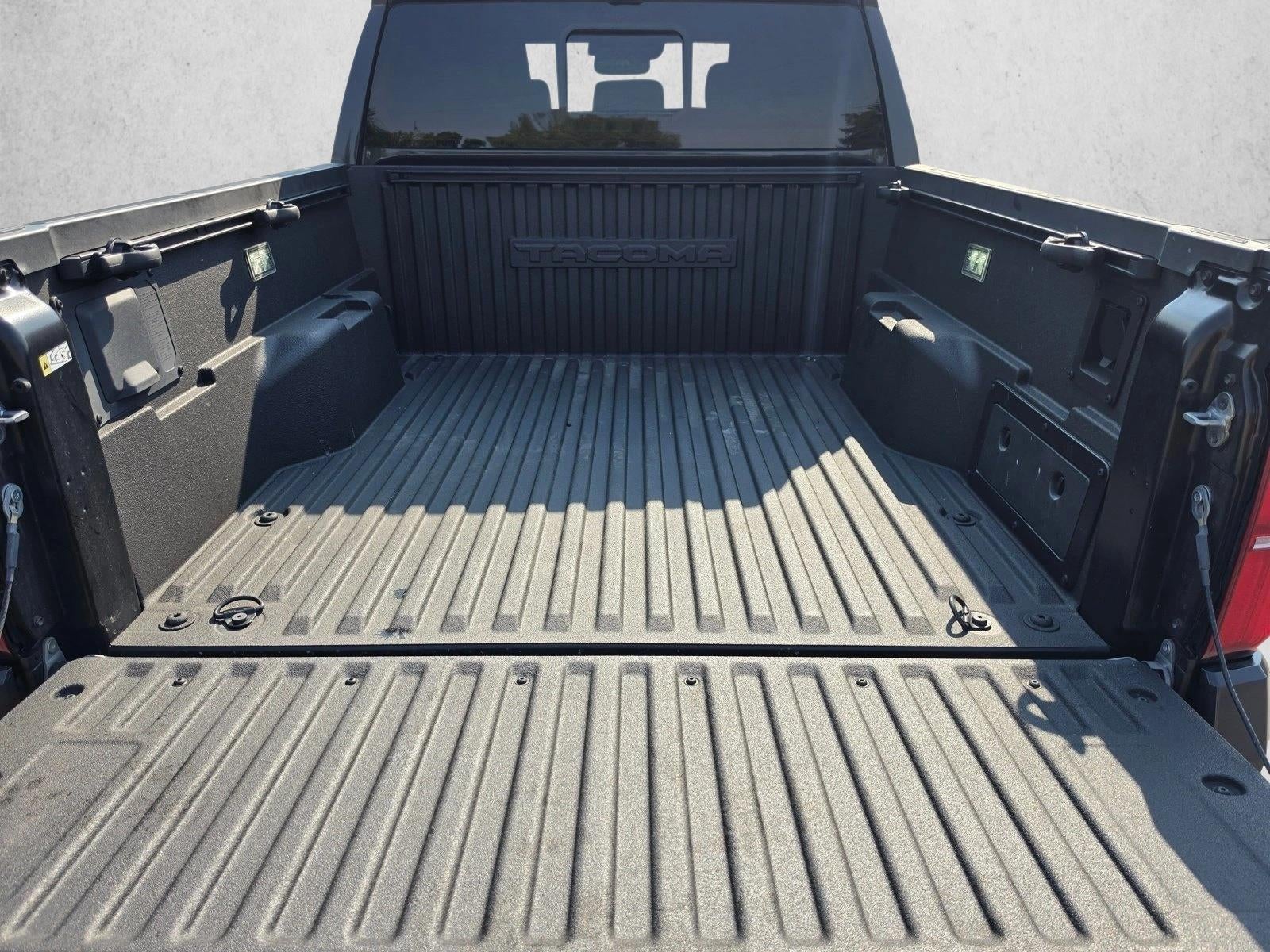 2024 Toyota Tacoma 4WD 4WD TRD Off Road Double Cab 5' Bed AT (Natl)