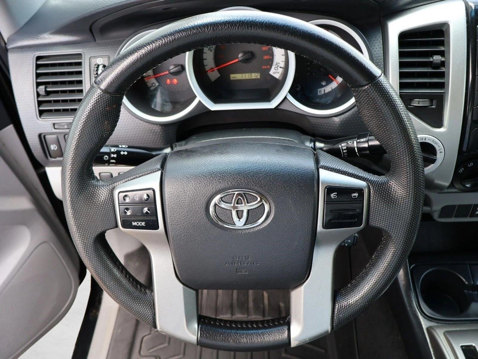 2013 Toyota Tacoma 4WD Double Cab Short Bed V6 Automatic (Natl)