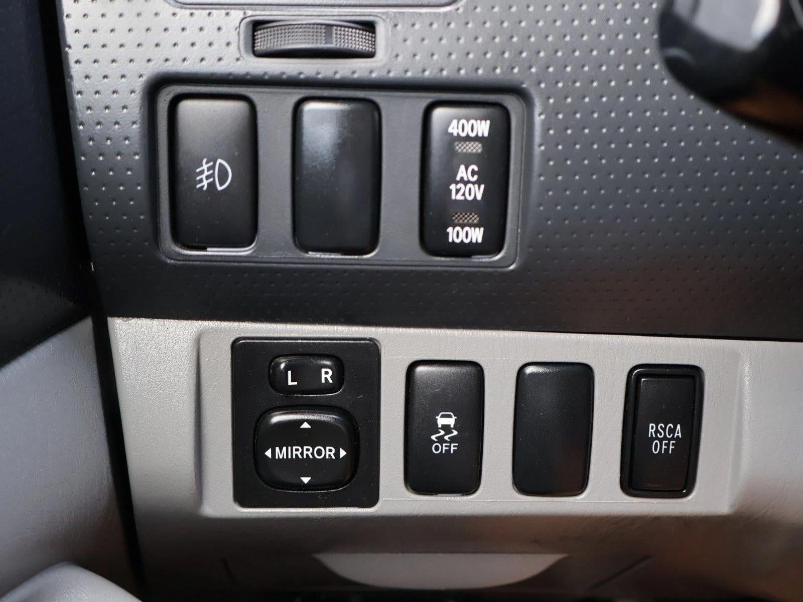 2013 Toyota Tacoma 4WD Double Cab Short Bed V6 Automatic (Natl)